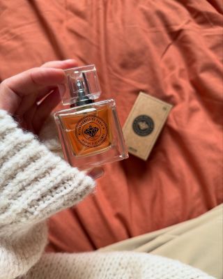 🤗 Když voníš jako originál – ale za zlomek ceny. Naše parfémy inspirované světovými značkami ti udělají den krásnější. 😍...